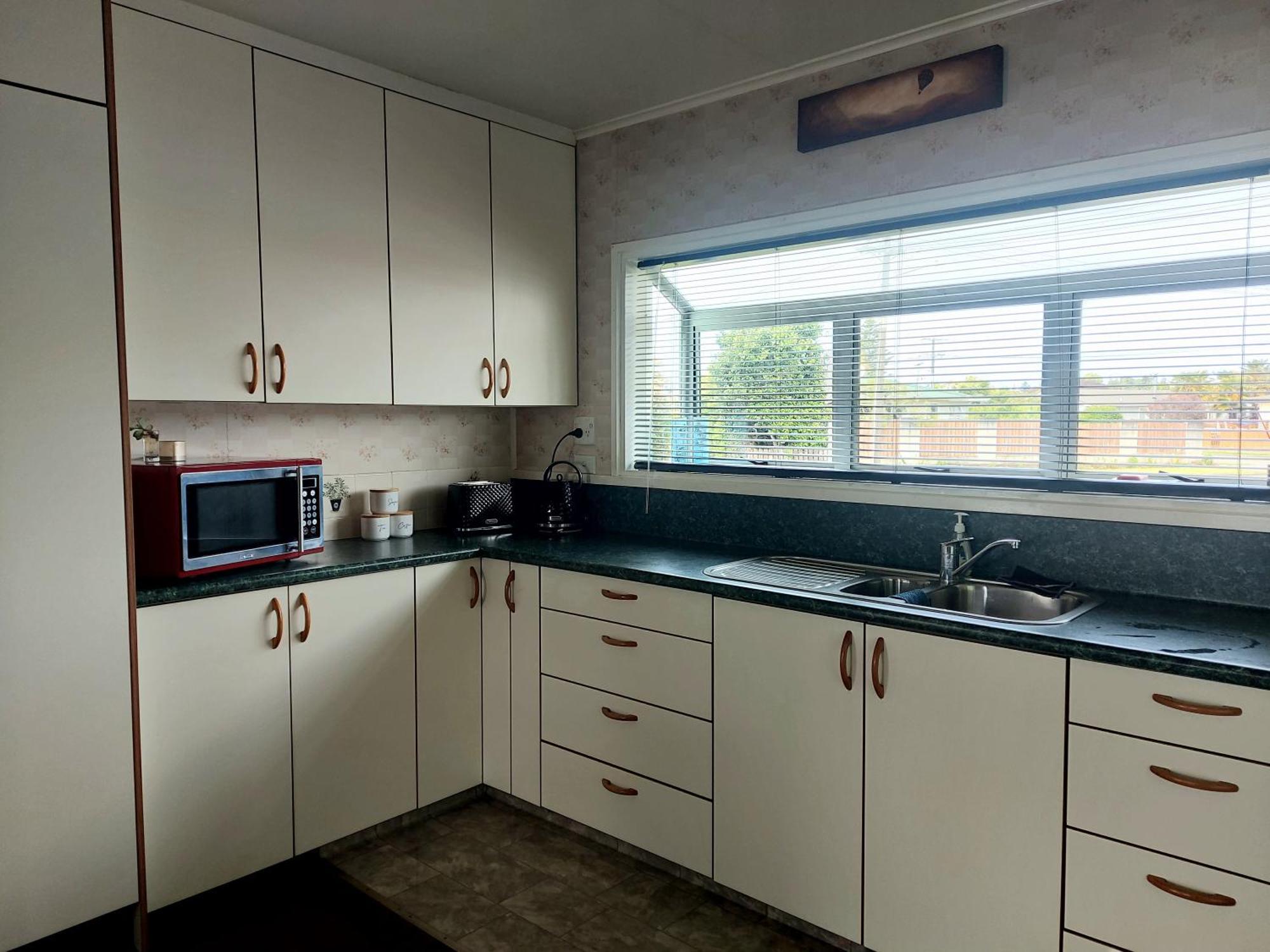 Three Doors Whole 3bdr Motueka